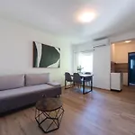 Cozy apartment with breakfast on request 1