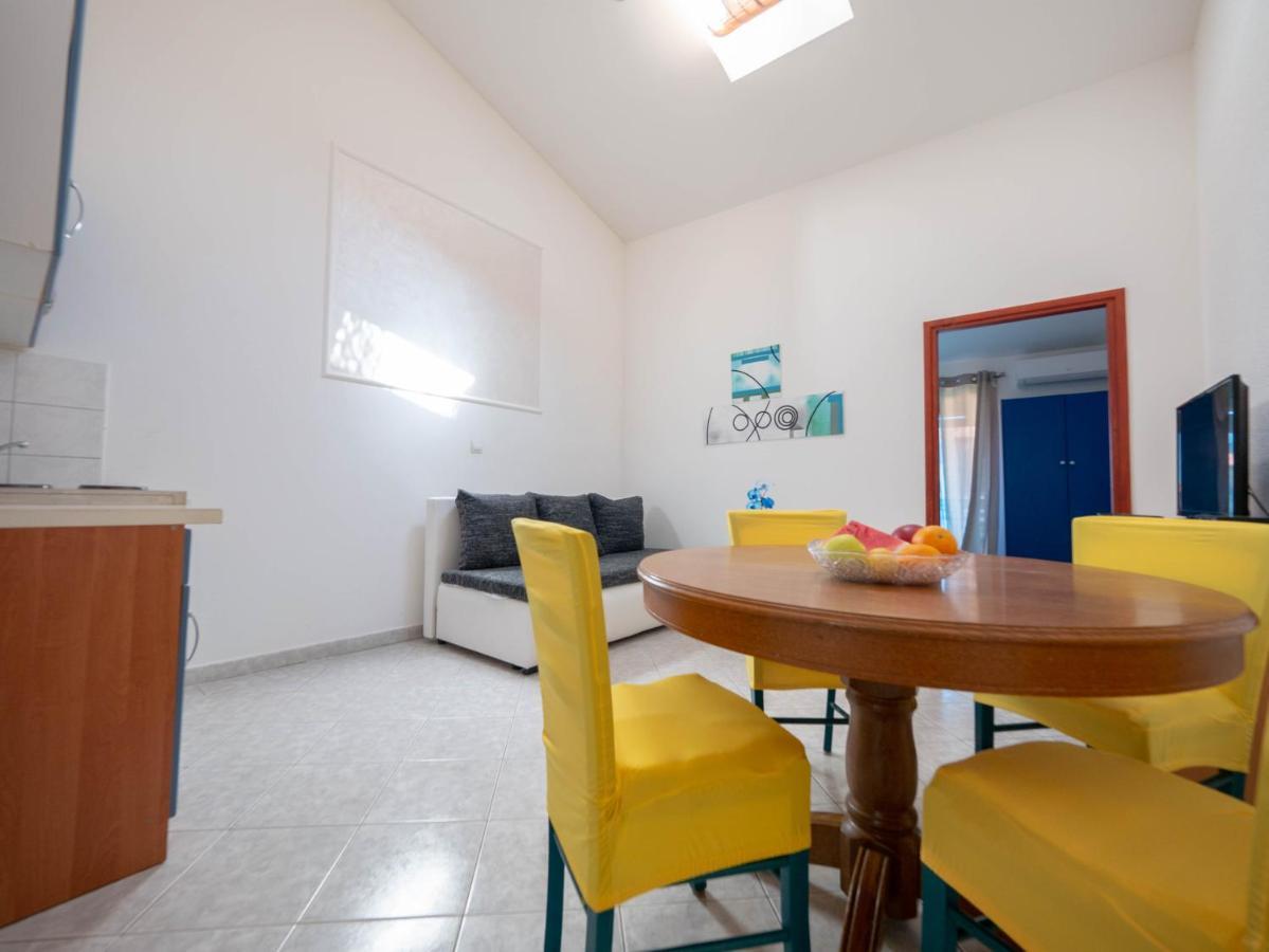 Cozy With Breakfast On Request 1 Appartement Pula